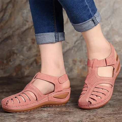 Adjustable Closed-Toe Sandals for Women – Ideal for Summer Outings